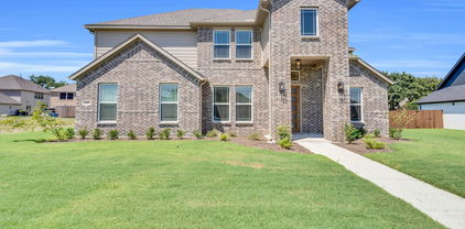 1909 Comanche Dr, Desoto