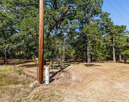 7014 County Road 2550, Quinlan