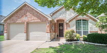 130 Cole St, Forney