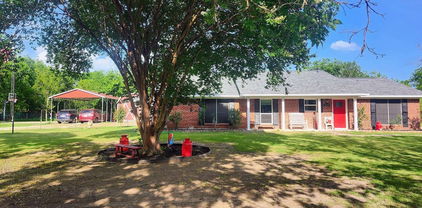 3253 County Road 2176, Greenville