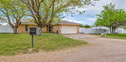 135 W Bear Creek Rd, Glenn Heights