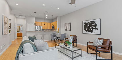 15759 Seabolt Unit 44, Addison