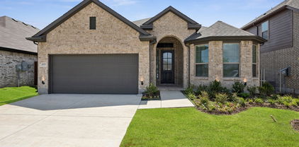 3913 Summerfield Dr, Crandall