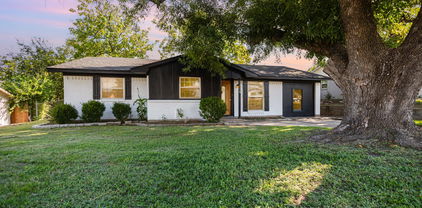1206 Athens Dr, Mesquite