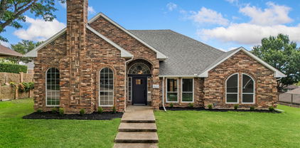 1603 Stoneybrook Dr, Rockwall