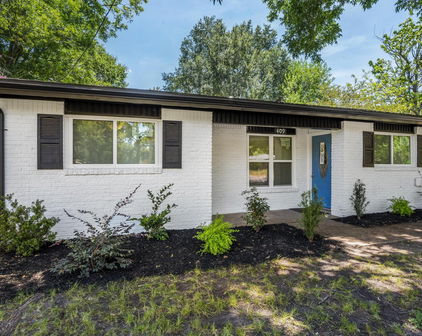409 E 2nd St, Quinlan