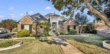2405 Deer Run Ct, Heath