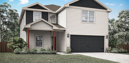 102 Southgate Dr, Terrell