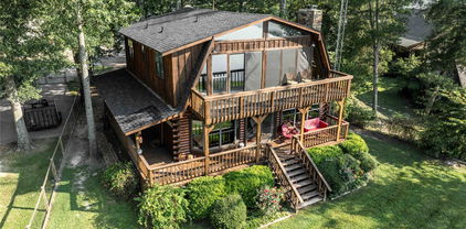374 E Sycamore Ln, Murchison