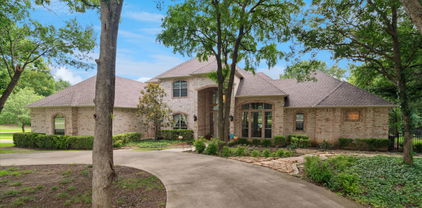 2202 Southern Oaks Dr, Cedar Hill