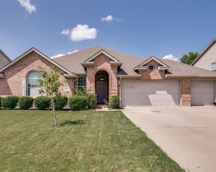 2005 Sumac Dr, Forney