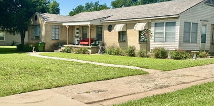 2025 16th St, Garland