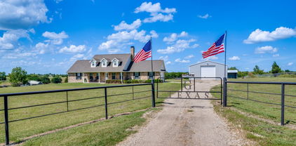 9201 Prairie Chapel Rd, Crandall