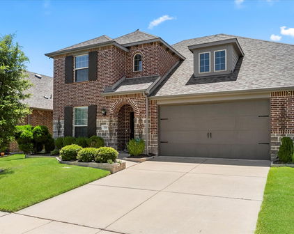 1518 Calcot Ln, Forney