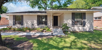 7115 Clemson Dr, Dallas