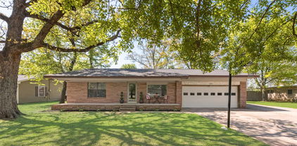1781 Lazy U Dr, Canton