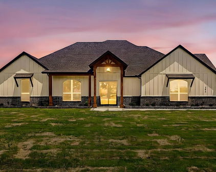 194 Vz County Road 3910, Wills Point