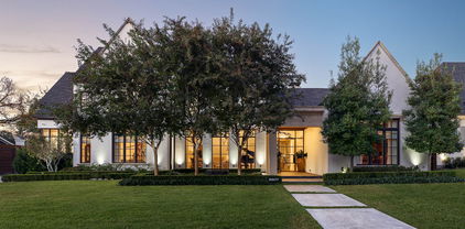 6807 Joyce Way, Dallas