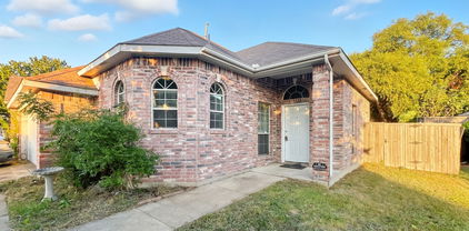 140 Walnut Ln, Rockwall