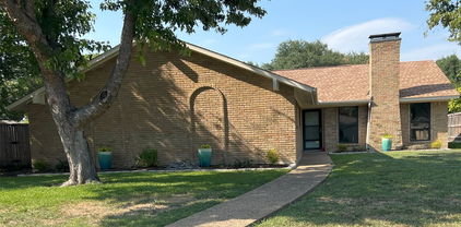 7 Yale Cir, Richardson