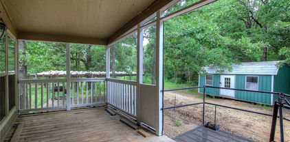 1338 County Road 3702, Quinlan