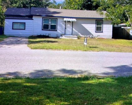 303 E 7th St, Kaufman