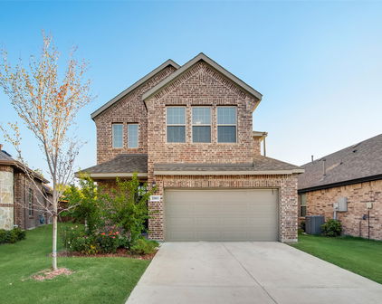 2903 Doggett Dr, Forney