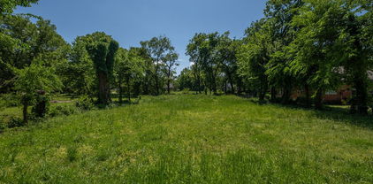603 W Newton St, Terrell
