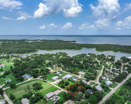 1112 Park Dr, West Tawakoni