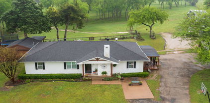 1302 Wilson Rd, Lancaster