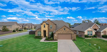 6901 Gamecock Dr, Greenville