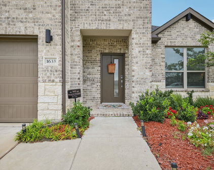 1633 Havenrock Dr, Forney