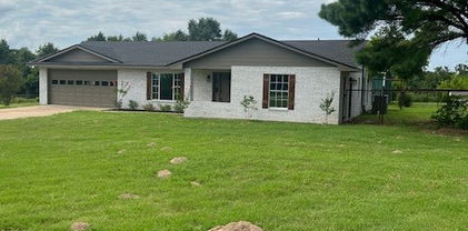 1320 State Hwy 243, Canton