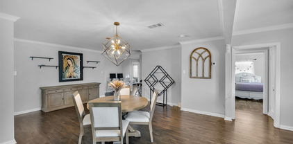 1607 Brandon St, Dallas