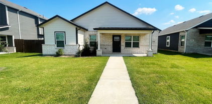 4220 Bozeman Dr, Forney