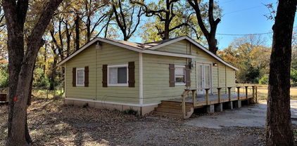 1329 Tawakoni Dr, West Tawakoni