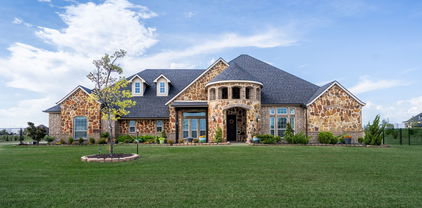 536 Livestock Dr, Rockwall