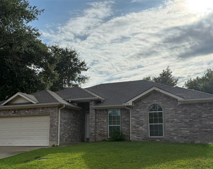 334 River Oaks Ln, Canton