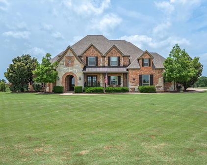 1299 Shadow Lakes Dr, Wills Point