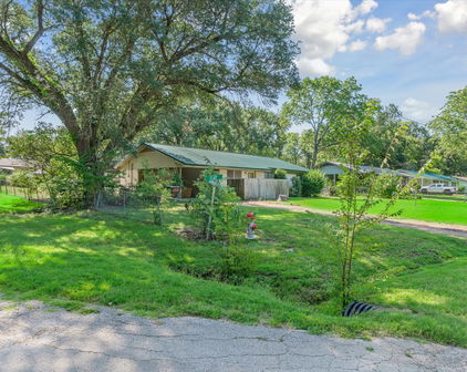 1102 Clay St, Canton