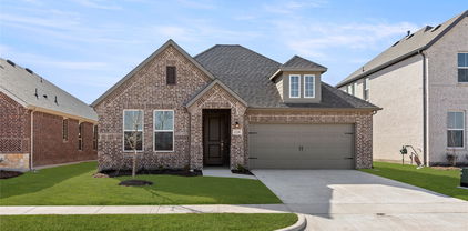 2121 Rhodora Ave, Forney
