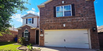 2108 Bluebell, Forney