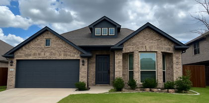 5512 Huffines Blvd, Royse City