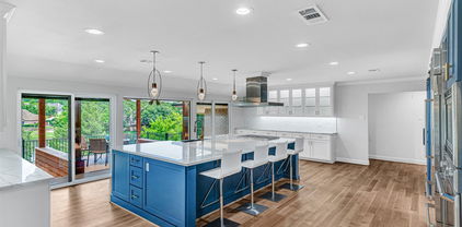 222 Sovereign Ct, Rockwall