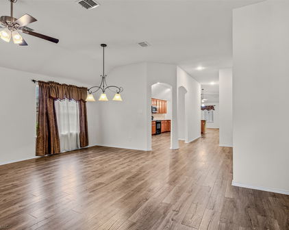 4019 Heavenly Way, Heartland