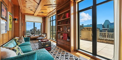 2555 N Pearl St Unit 2200, Dallas