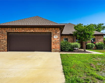 2006 Clay St, Mabank