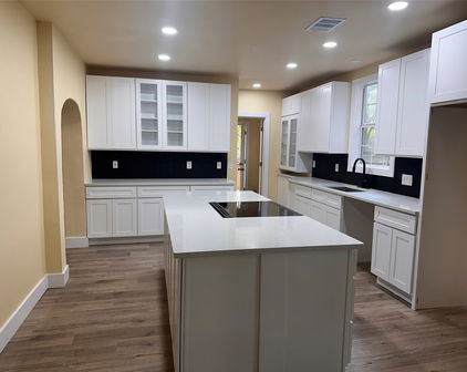 111 Pecan St, Terrell