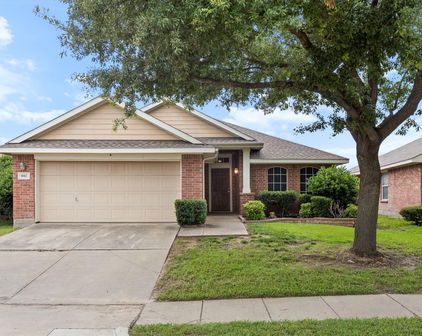 1042 Grimes Dr, Forney