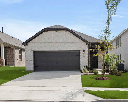 2507 Flaxfield, Forney